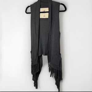 Hollister Cozy Baby Gray Sweater Shawl Vest Fringe M L Boho Pockets Rabbit Hair